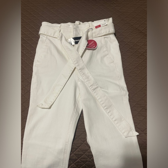 White brand new express jeans - Picture 4 of 5